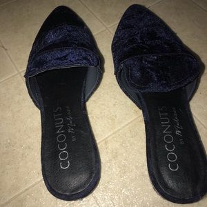Blue velvet mules